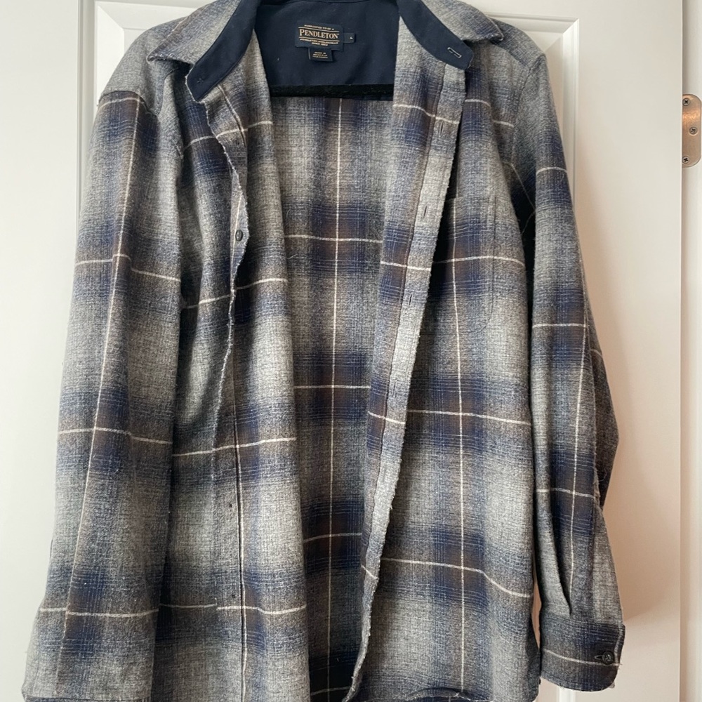 Pendleton long sleeve blue flannel